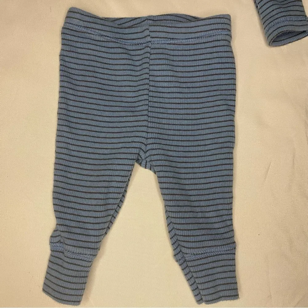 Carter’s Striped 2 Piece Size Newborn